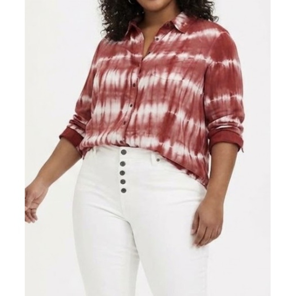 Torrid Button Down Shirt 3X Red Tie Dye Stripe Long Sleeve Rayon Boho Pocket